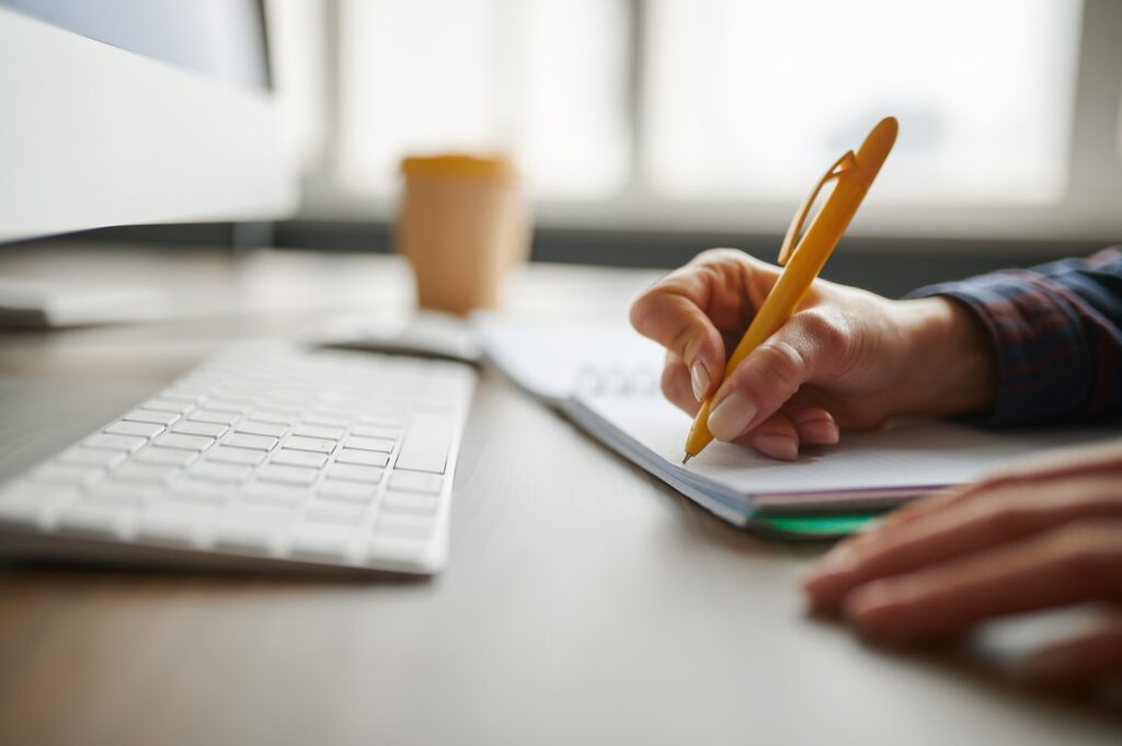 E-E-A-T Explained (Experience, Expertise, Authority, and Trust)